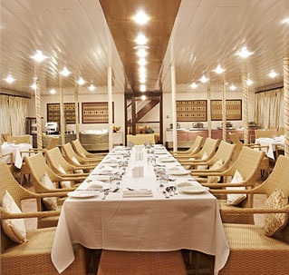 MV Mahabaahu dining area